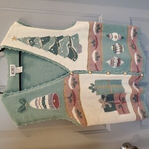 Koret Christmas Vest